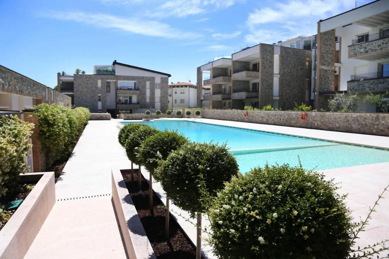 Warda B11 Apartment Desenzano del Garda 0*,