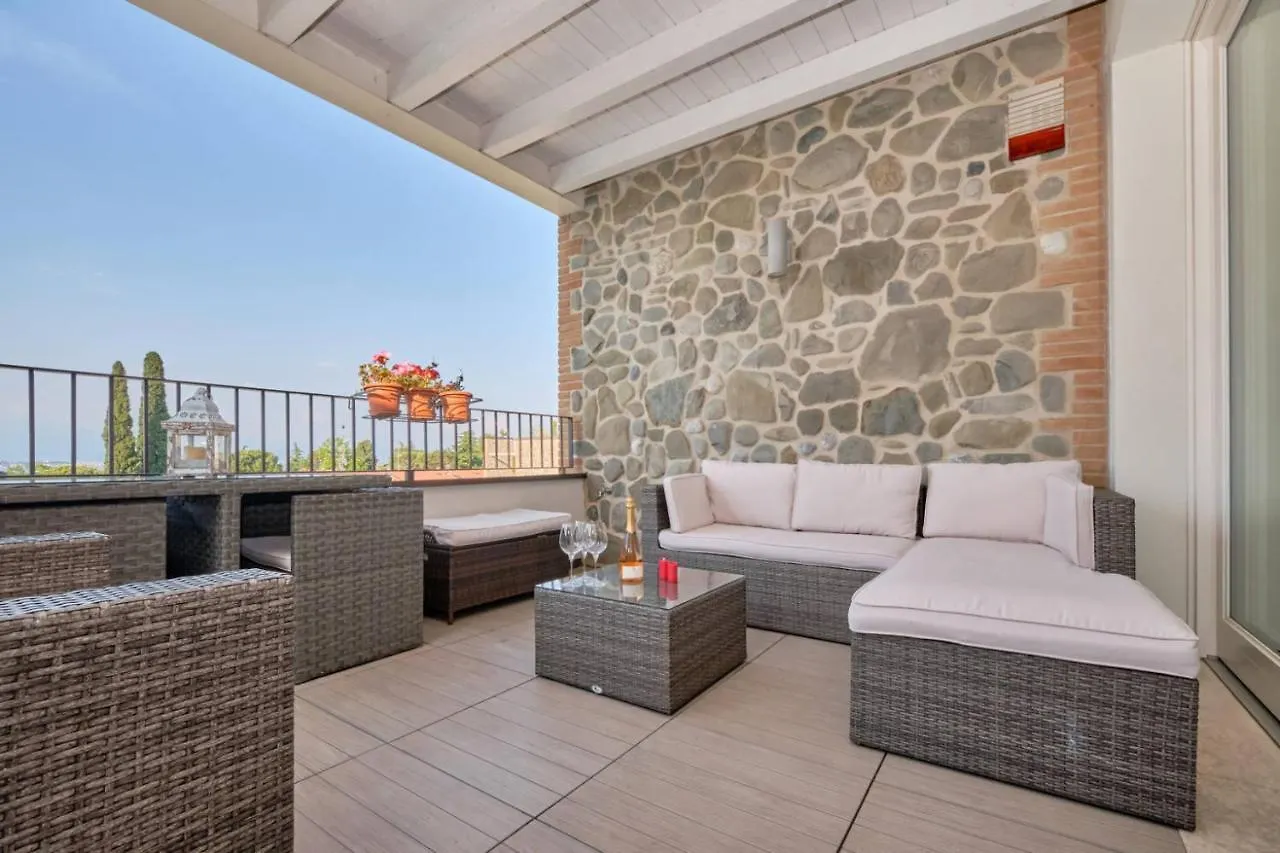 Warda B11 Apartment Desenzano del Garda 0*,  Italy